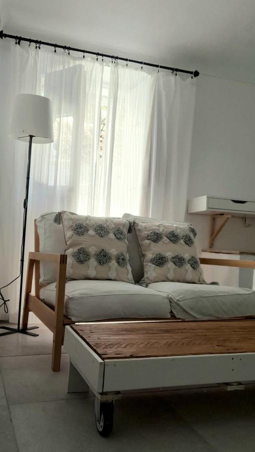 Estudio Con Encanto Ubrique Wifi Luaran gambar