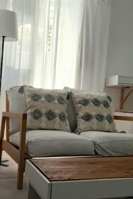 Estudio Con Encanto Ubrique Wifi Luaran gambar