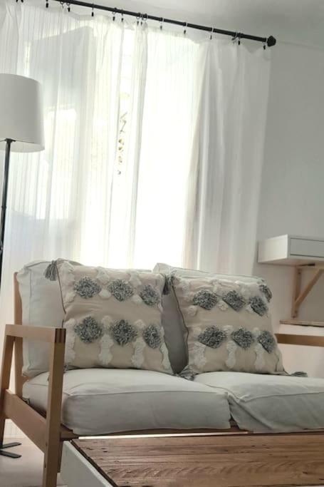 Estudio Con Encanto Ubrique Wifi Luaran gambar