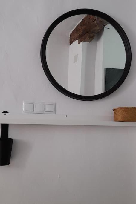 Estudio Con Encanto Ubrique Wifi Luaran gambar